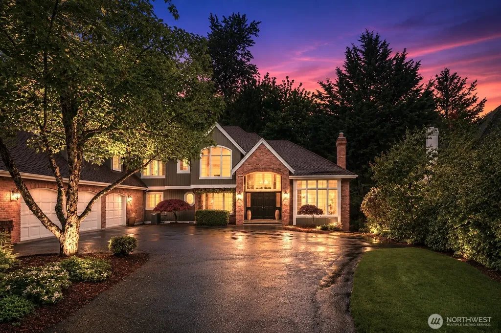 18138 NE 130th Place Redmond WA 98052