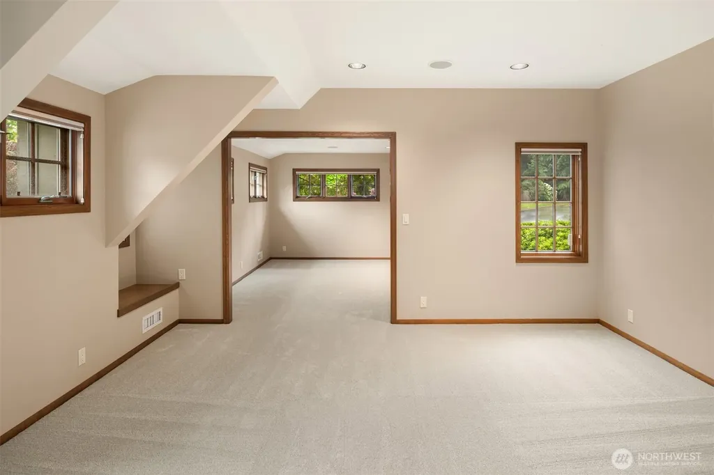 18138 NE 130th Place Redmond WA 98052