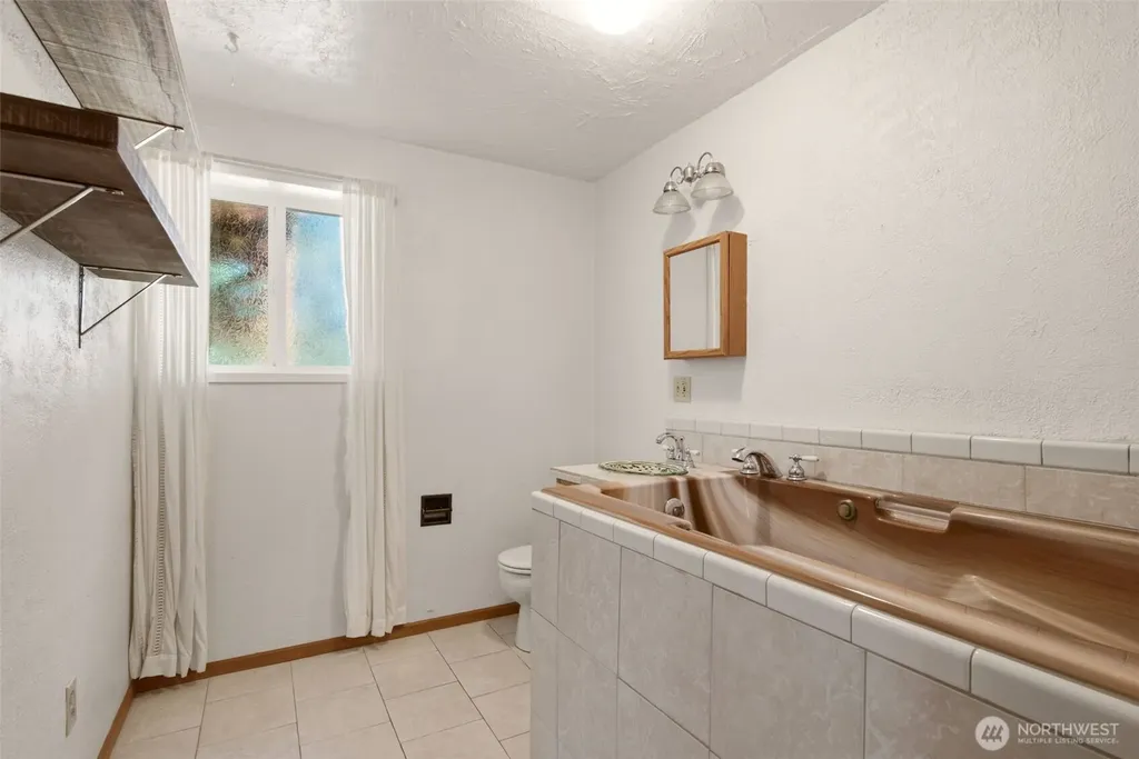 1502 Homann Drive SE Lacey WA 98503
