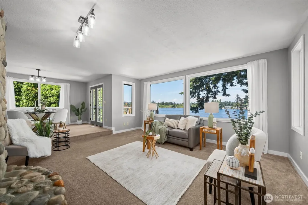 2505 211th Avenue E Lake Tapps WA 98391