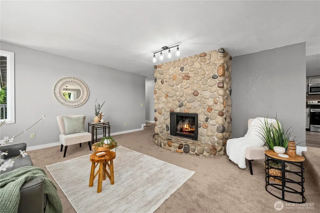 2505 211th Avenue E Lake Tapps WA 98391