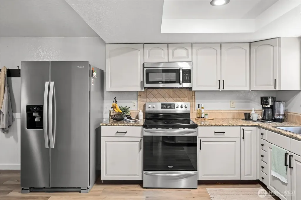 2505 211th Avenue E Lake Tapps WA 98391