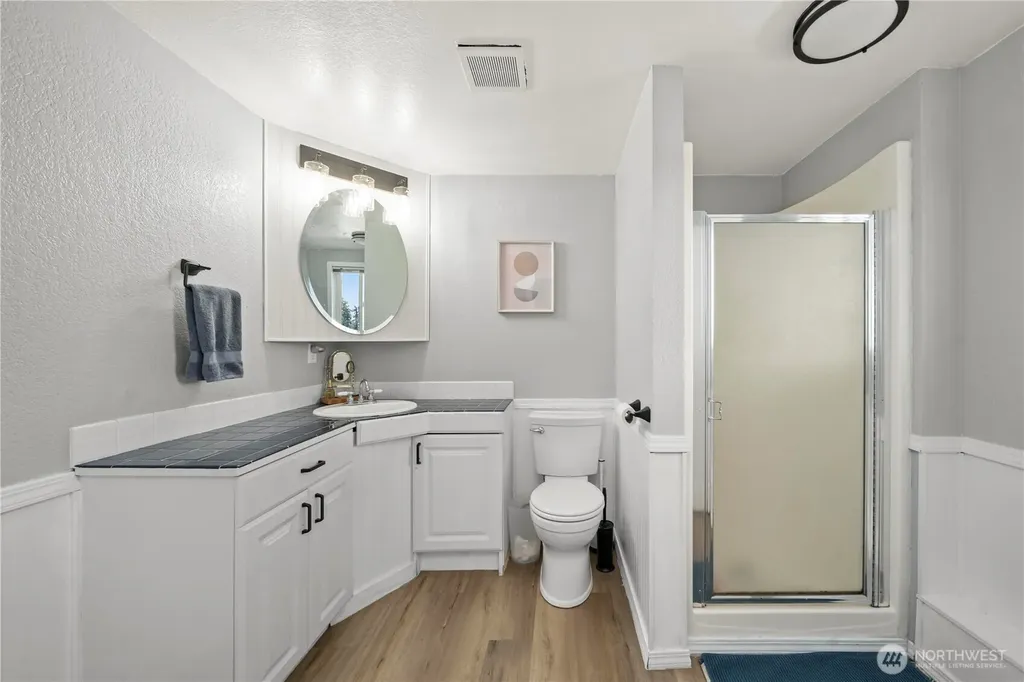 2505 211th Avenue E Lake Tapps WA 98391