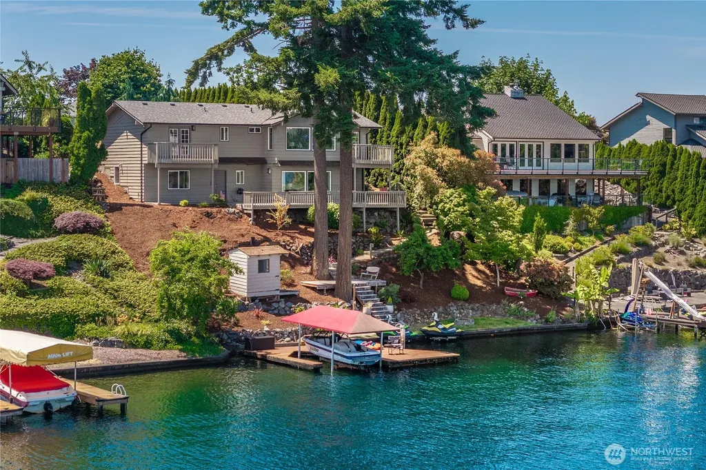 2505 211th Avenue E Lake Tapps WA 98391