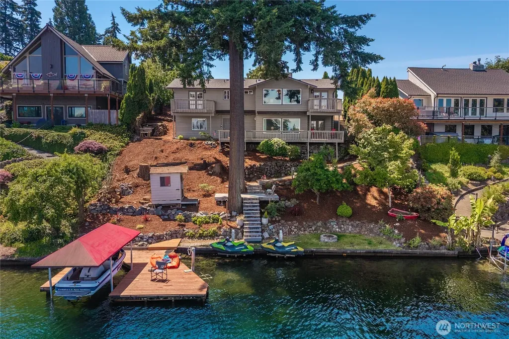 2505 211th Avenue E Lake Tapps WA 98391