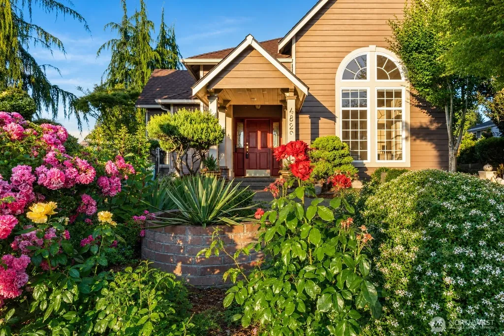 4829 66th Avenue NE Marysville WA 98270