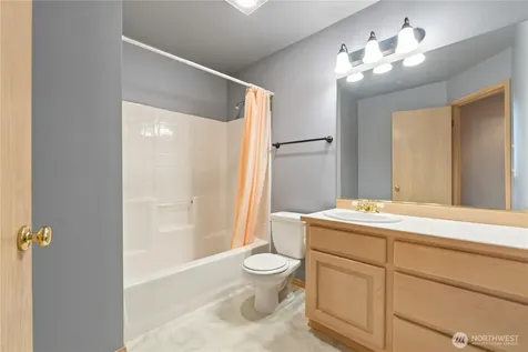 4829 66th Avenue NE Marysville WA 98270