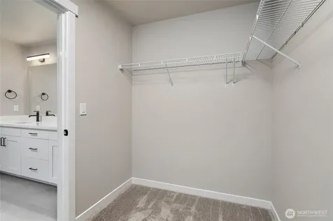 2455 SW Ridgeway Drive Oak Harbor WA 98277