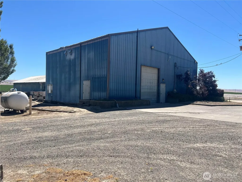 2784 Mcdonald Road Touchet WA 99360