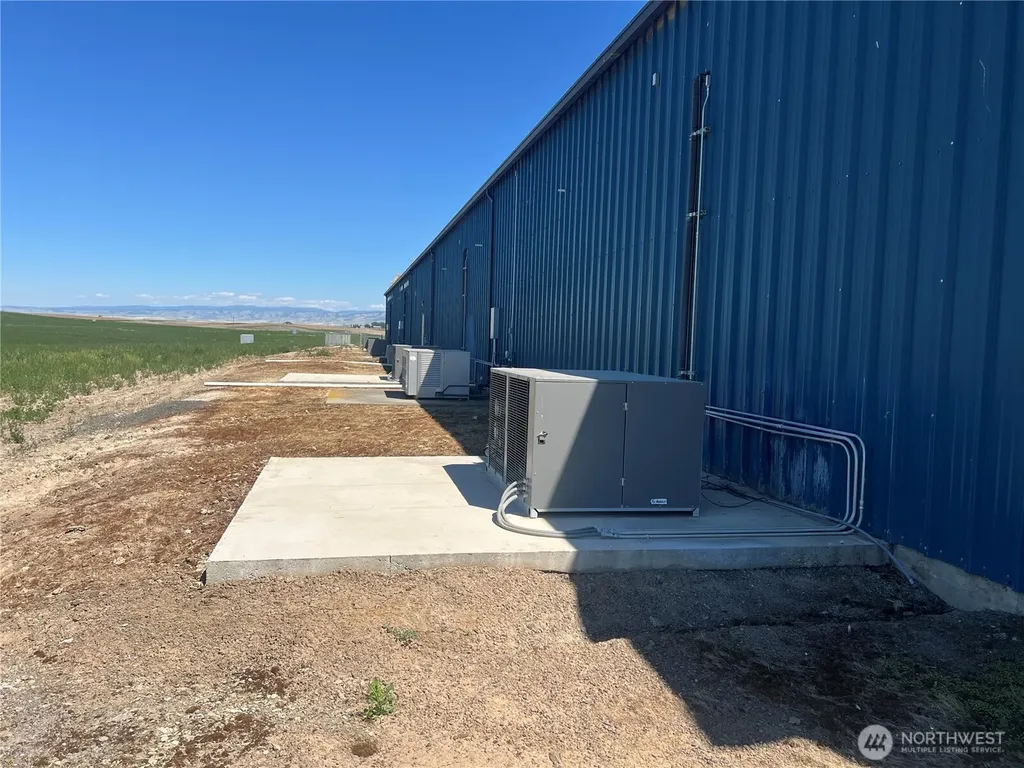 2784 Mcdonald Road Touchet WA 99360