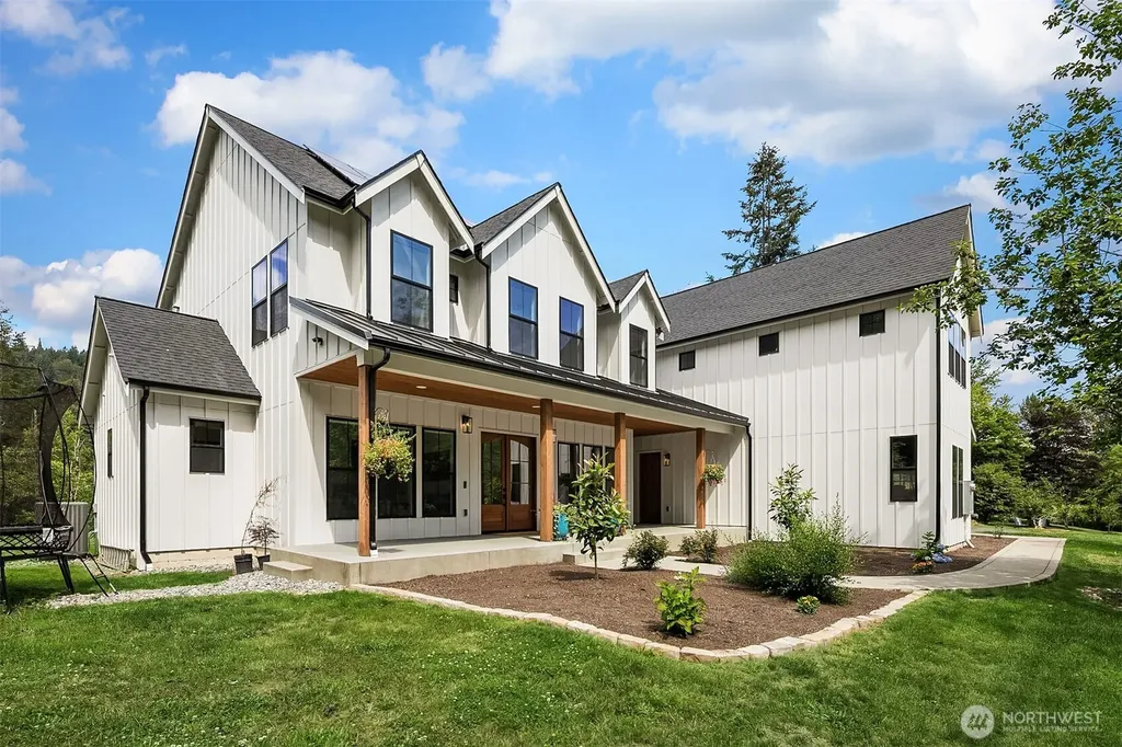 24926 SE 162 Street Issaquah WA 98027