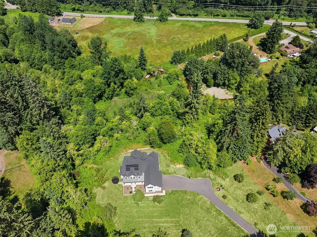 24926 SE 162 Street Issaquah WA 98027