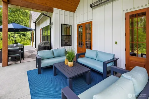 24926 SE 162 Street Issaquah WA 98027