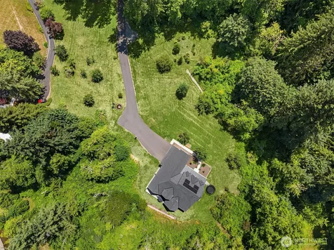 24926 SE 162 Street Issaquah WA 98027