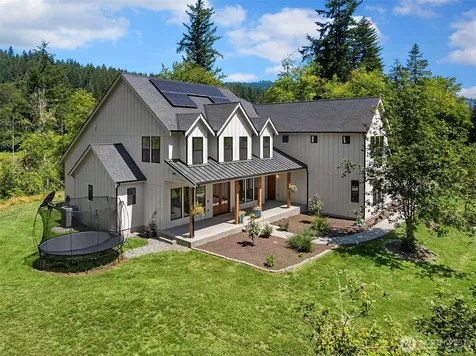 24926 SE 162 Street Issaquah WA 98027