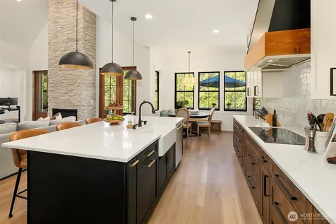 24926 SE 162 Street Issaquah WA 98027