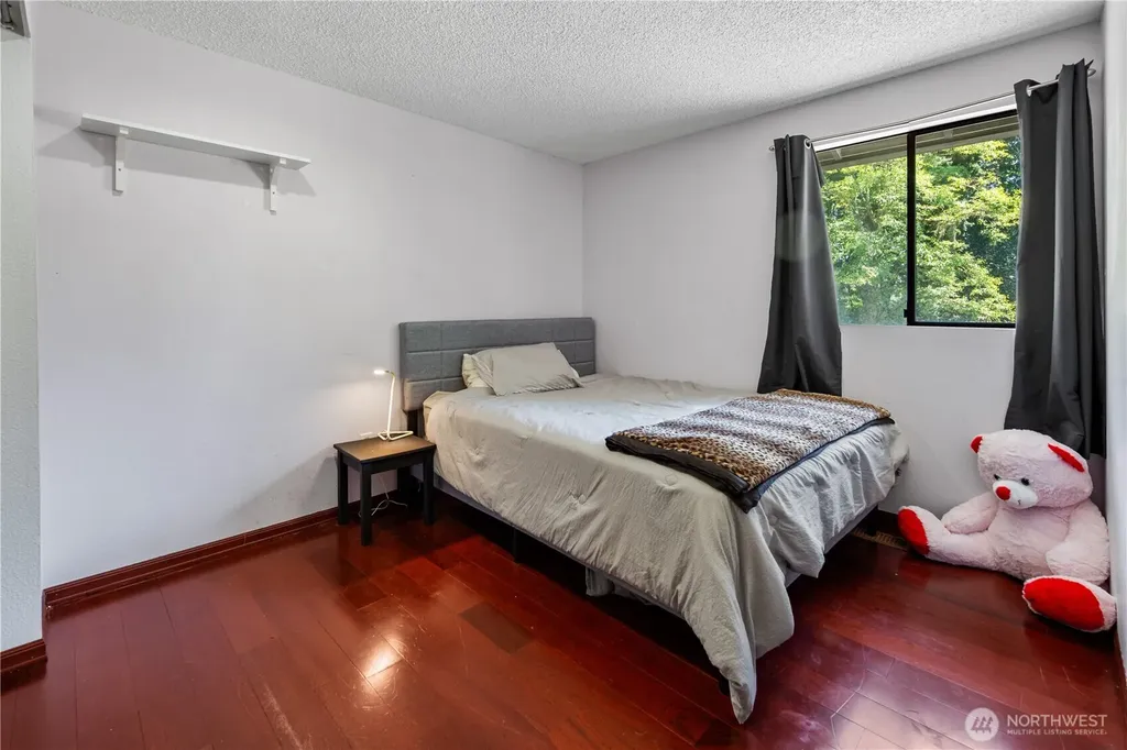 13106 NE 110th Place Kirkland WA 98033