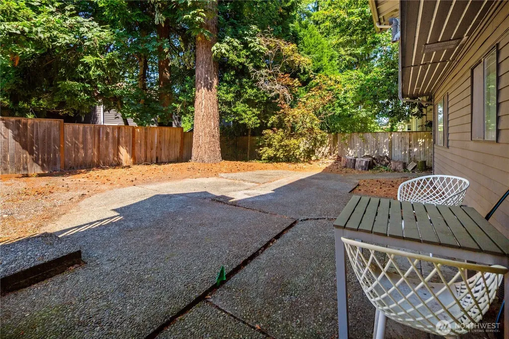 13106 NE 110th Place Kirkland WA 98033