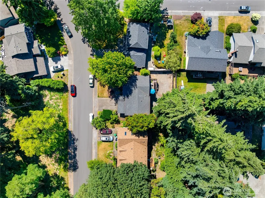 13106 NE 110th Place Kirkland WA 98033