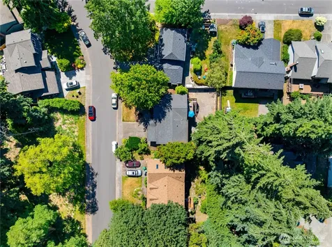 13106 NE 110th Place Kirkland WA 98033