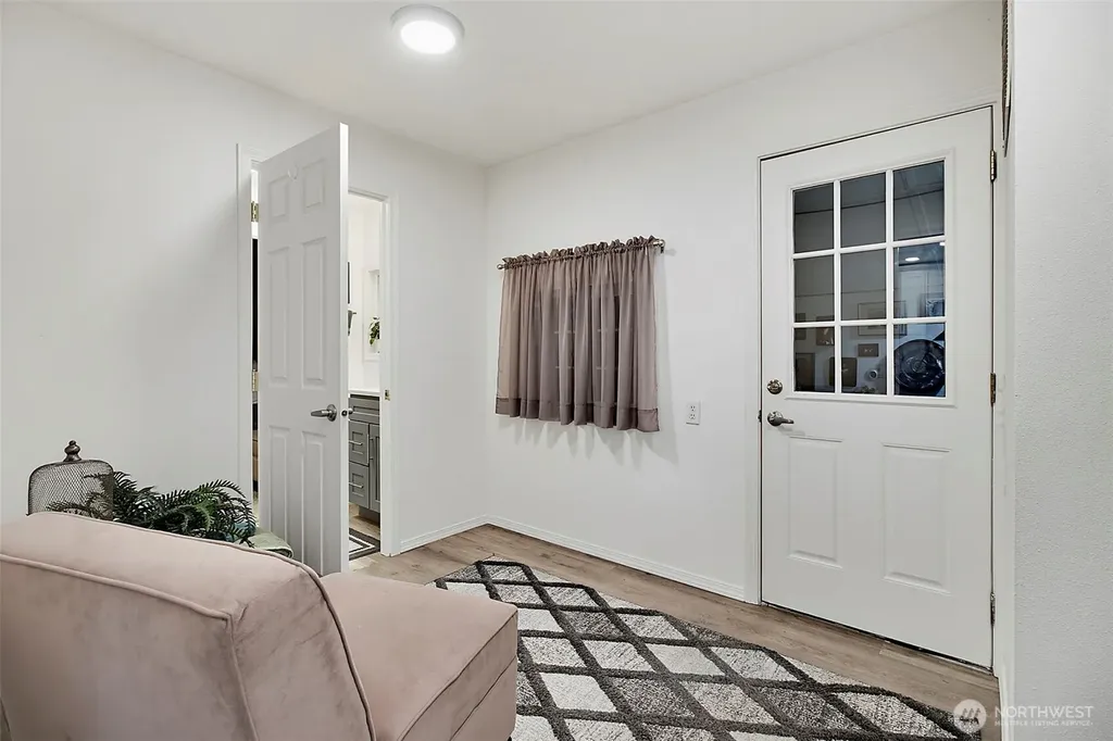2500 Alder Street Milton WA 98354