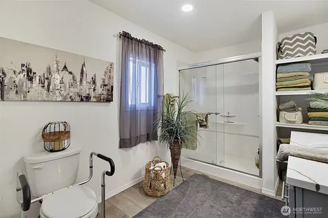 2500 Alder Street Milton WA 98354