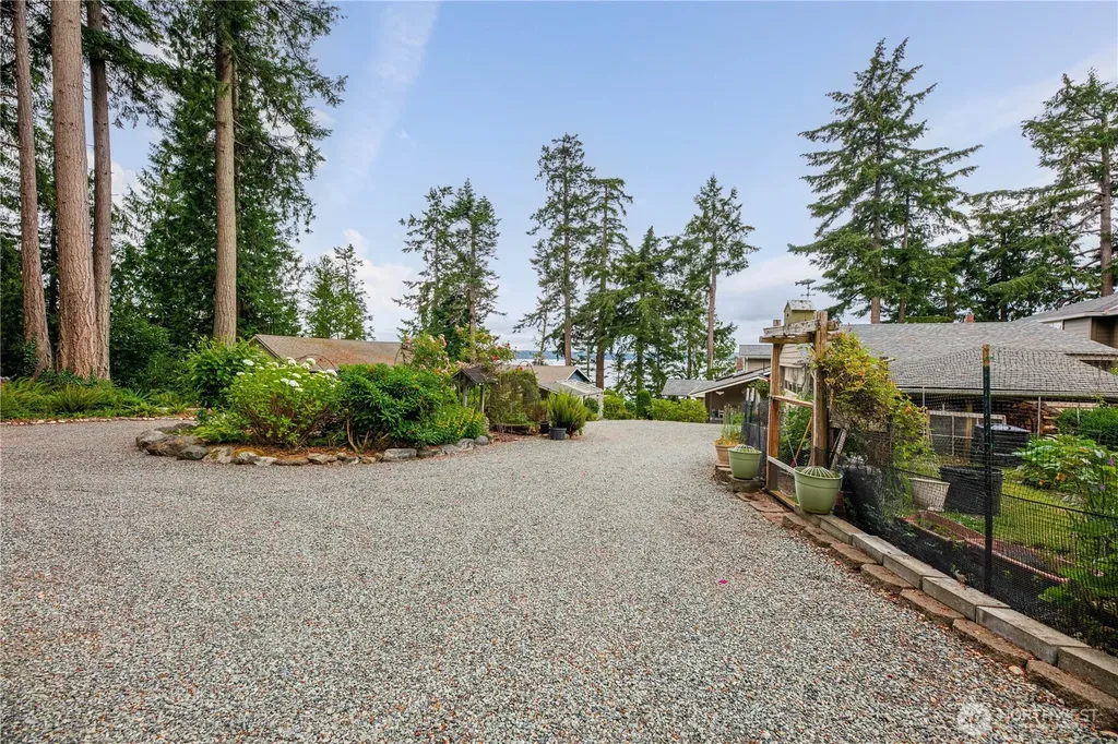 16028 94th Avenue NW Stanwood WA 98292