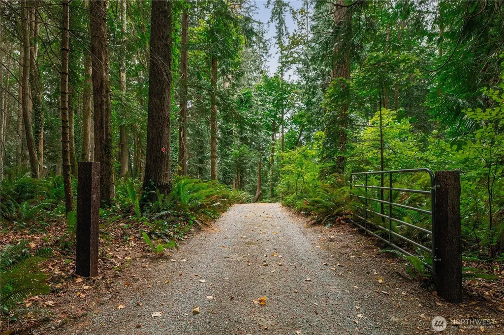 16028 94th Avenue NW Stanwood WA 98292