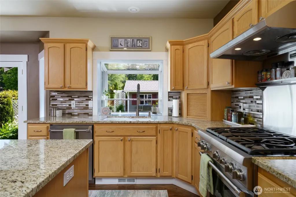 13448 Bridgeview Way Mount Vernon WA 98273