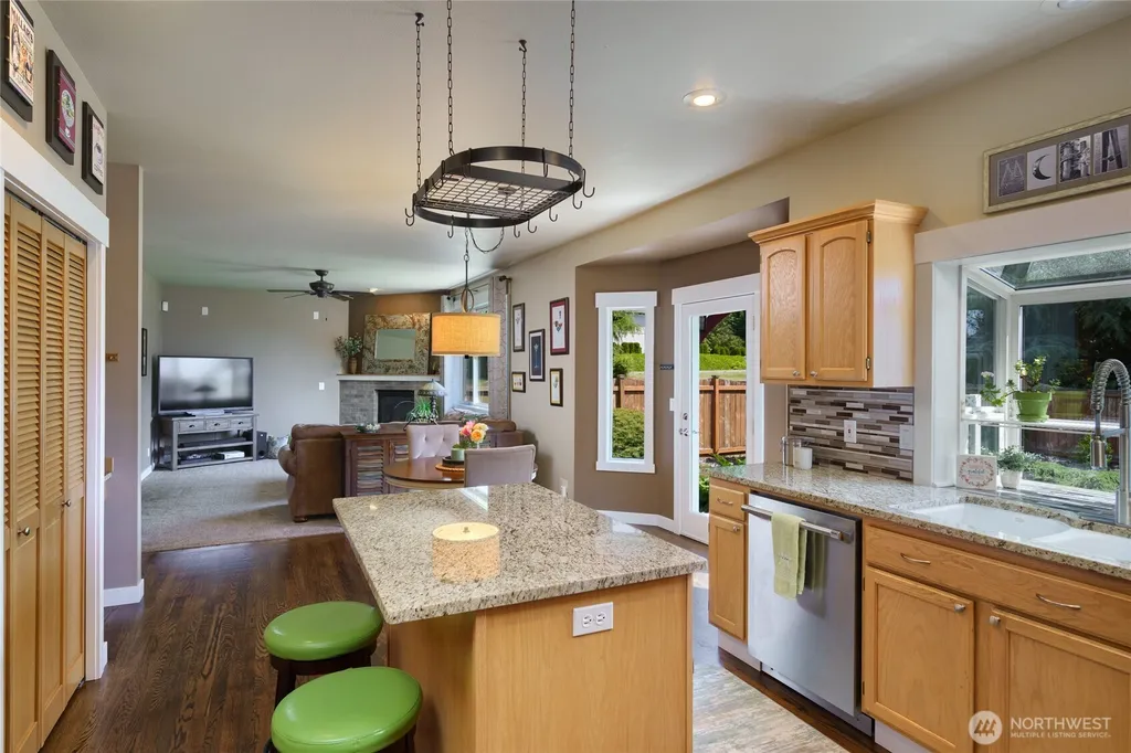 13448 Bridgeview Way Mount Vernon WA 98273