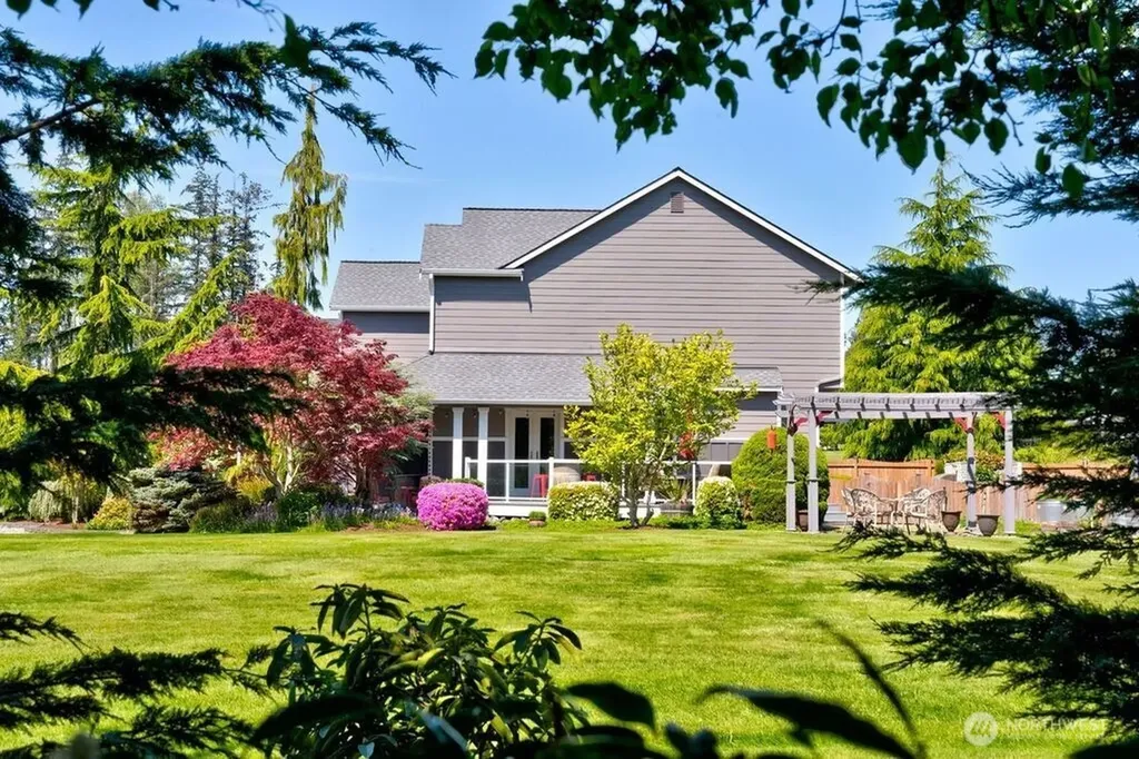 13448 Bridgeview Way Mount Vernon WA 98273