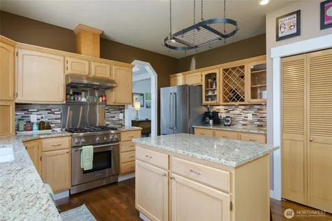 13448 Bridgeview Way Mount Vernon WA 98273