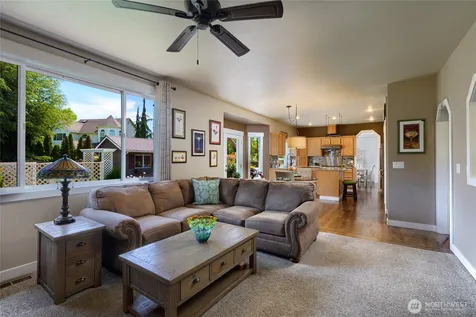 13448 Bridgeview Way Mount Vernon WA 98273
