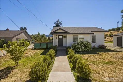 123 Chris Street Pateros WA 98846