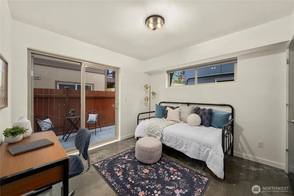 3951 SW Oregon Street Seattle WA 98116