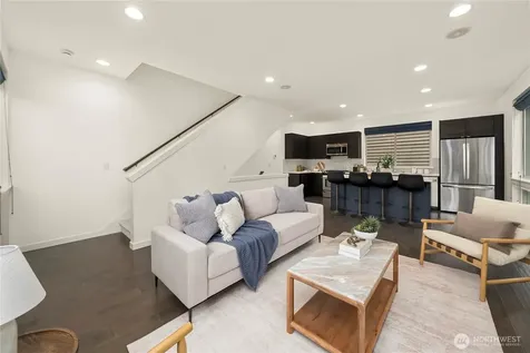 3951 SW Oregon Street Seattle WA 98116