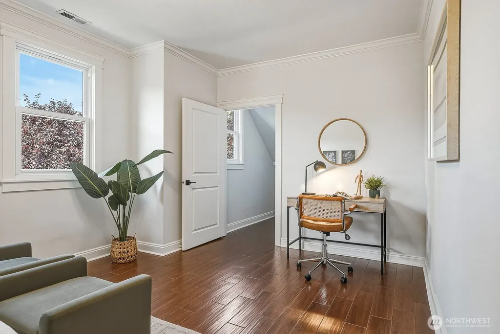 2859 NW 57th Street Seattle WA 98107