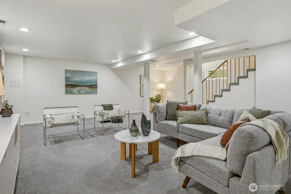 2859 NW 57th Street Seattle WA 98107