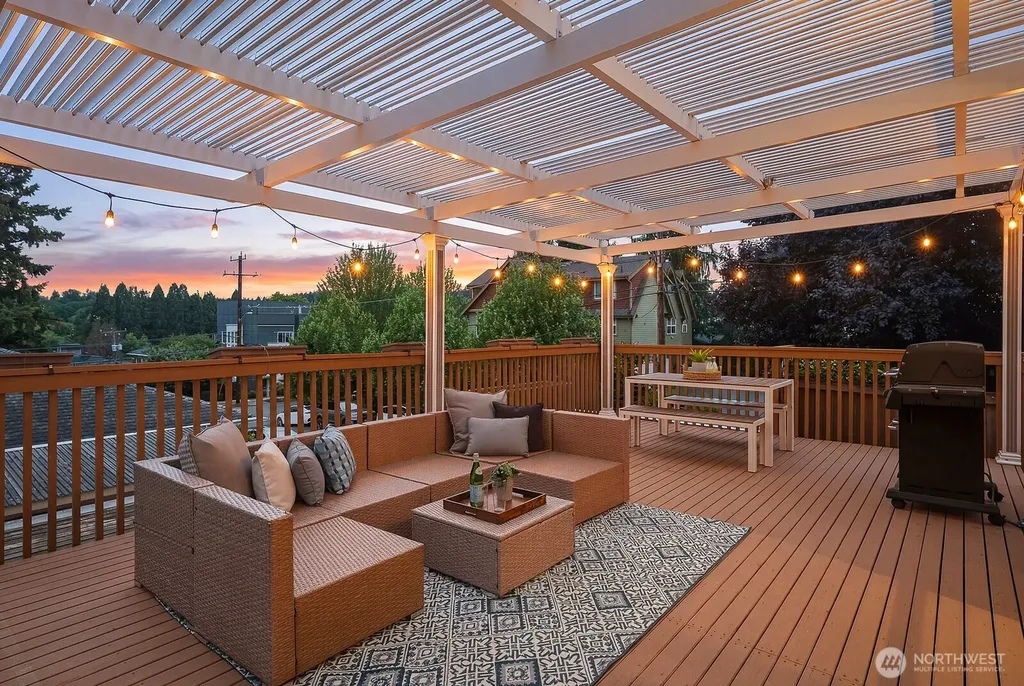 2859 NW 57th Street Seattle WA 98107