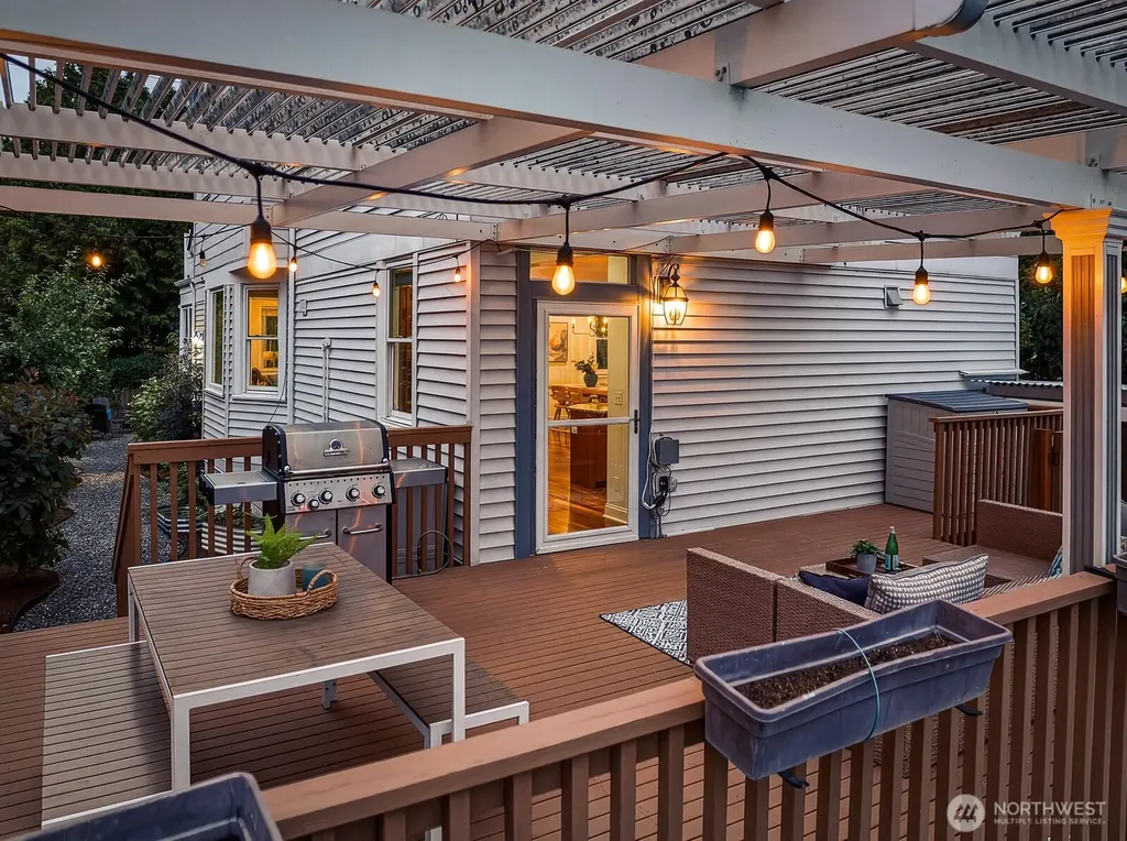2859 NW 57th Street Seattle WA 98107