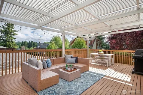 2859 NW 57th Street Seattle WA 98107