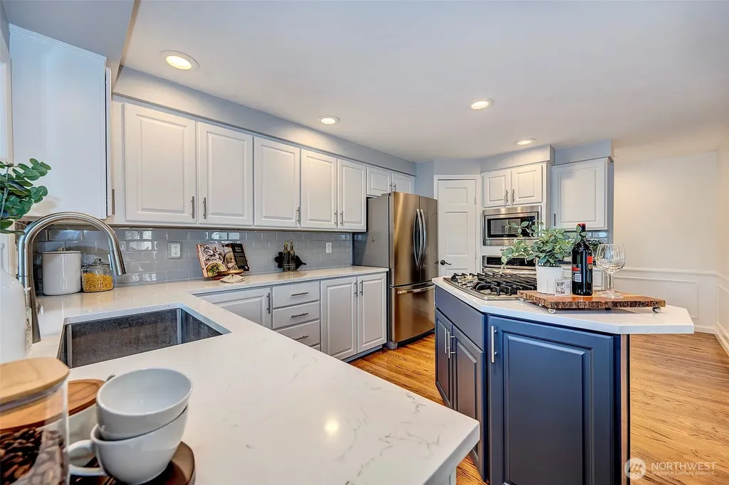 1832 231st Place NE Sammamish WA 98074