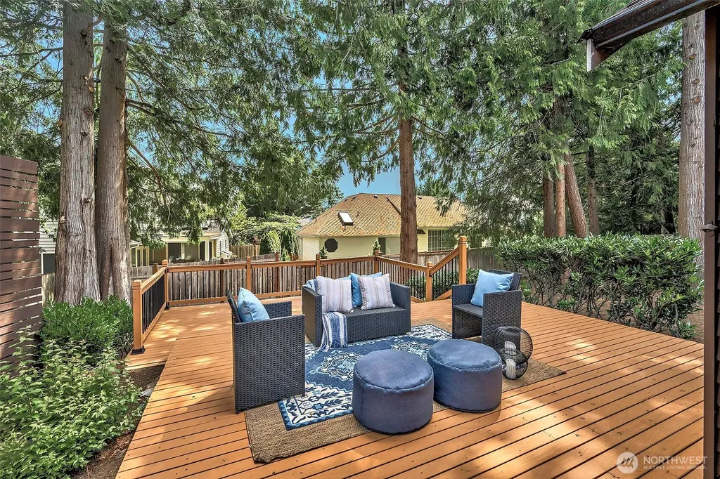 1832 231st Place NE Sammamish WA 98074