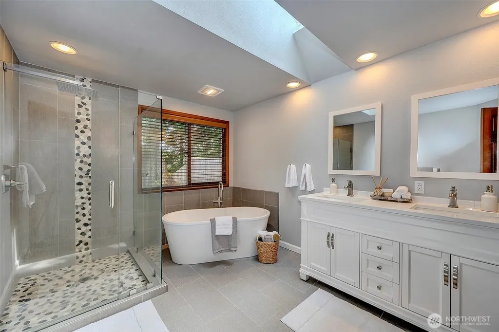 1832 231st Place NE Sammamish WA 98074