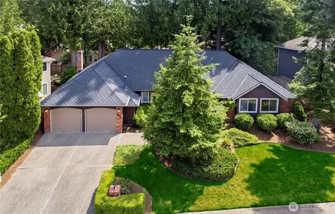 1832 231st Place NE Sammamish WA 98074