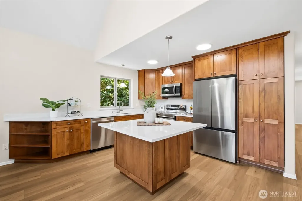 22430 SE 300th Street Black Diamond WA 98010