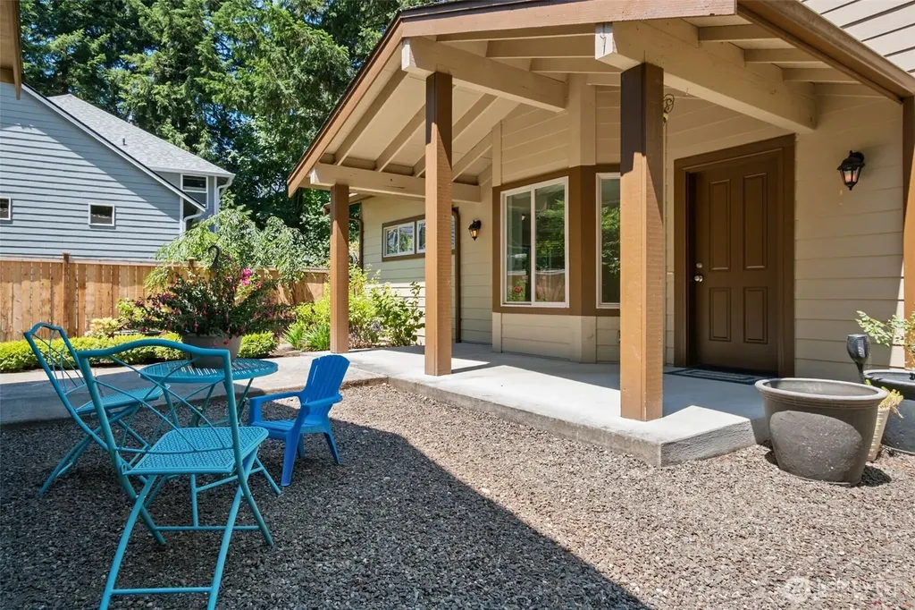 22430 SE 300th Street Black Diamond WA 98010