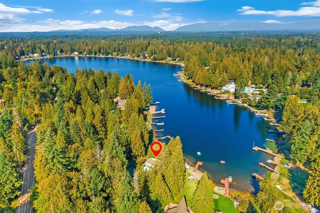 31602 W Lake Morton Drive SE Kent WA 98042