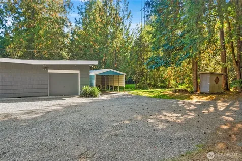 31602 W Lake Morton Drive SE Kent WA 98042