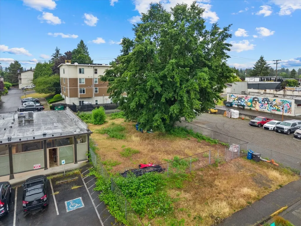 435 153rd Avenue SW Burien WA 98166
